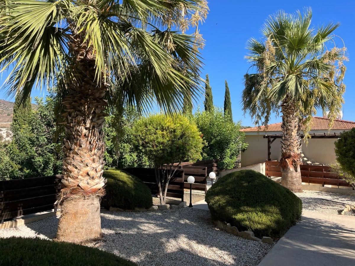 Beautiful 2 Bed Apartment In Peyia Valley, Paphos מראה חיצוני תמונה