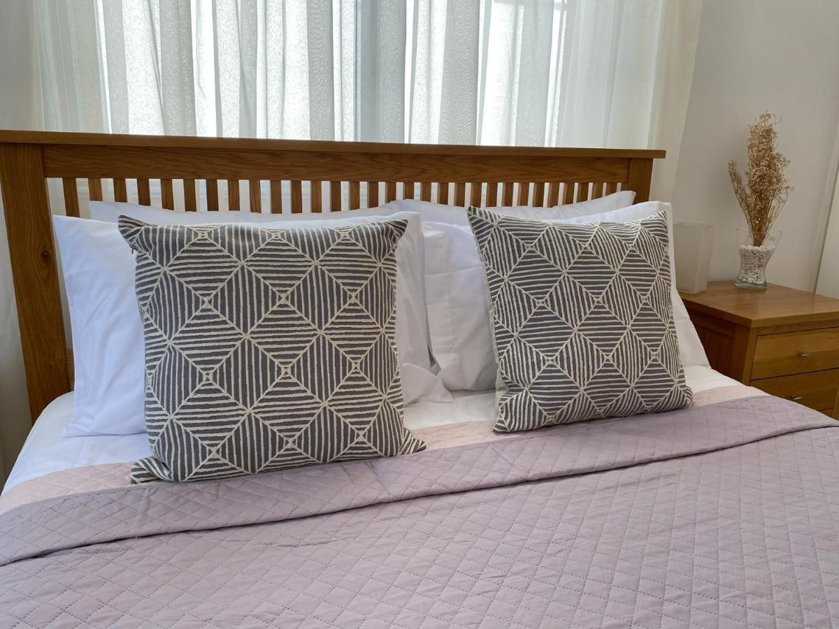 Beautiful 2 Bed Apartment In Peyia Valley, Paphos מראה חיצוני תמונה