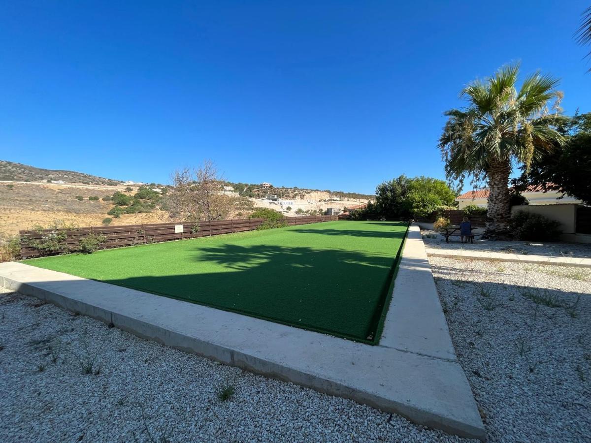 Beautiful 2 Bed Apartment In Peyia Valley, Paphos מראה חיצוני תמונה