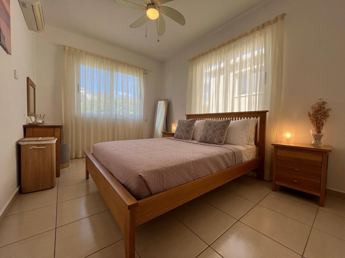 Beautiful 2 Bed Apartment In Peyia Valley, Paphos מראה חיצוני תמונה
