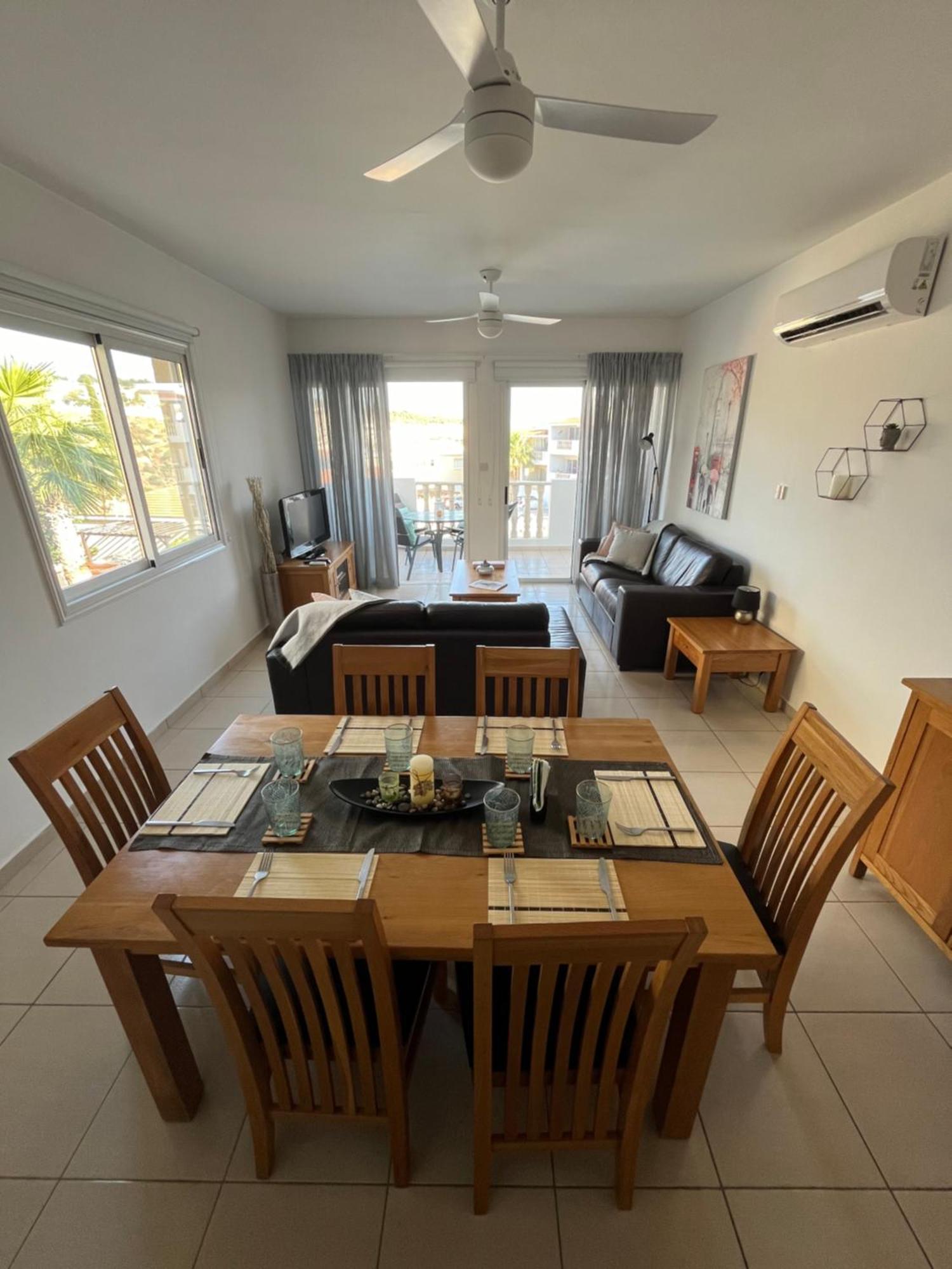 Beautiful 2 Bed Apartment In Peyia Valley, Paphos מראה חיצוני תמונה
